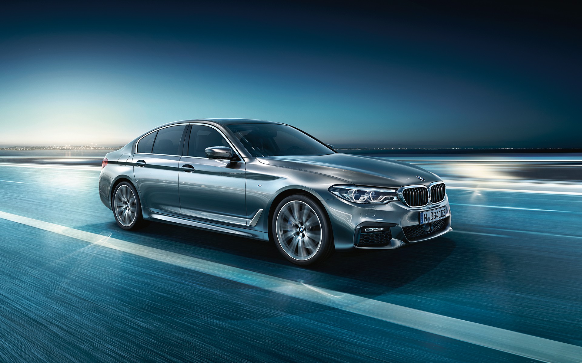 BMW 5 SEDAN